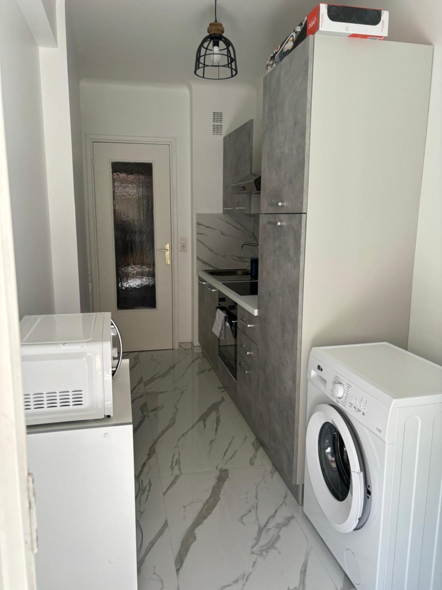 Studio 2 Etoiles A Menton Pour 4 Personnes Buitenkant foto