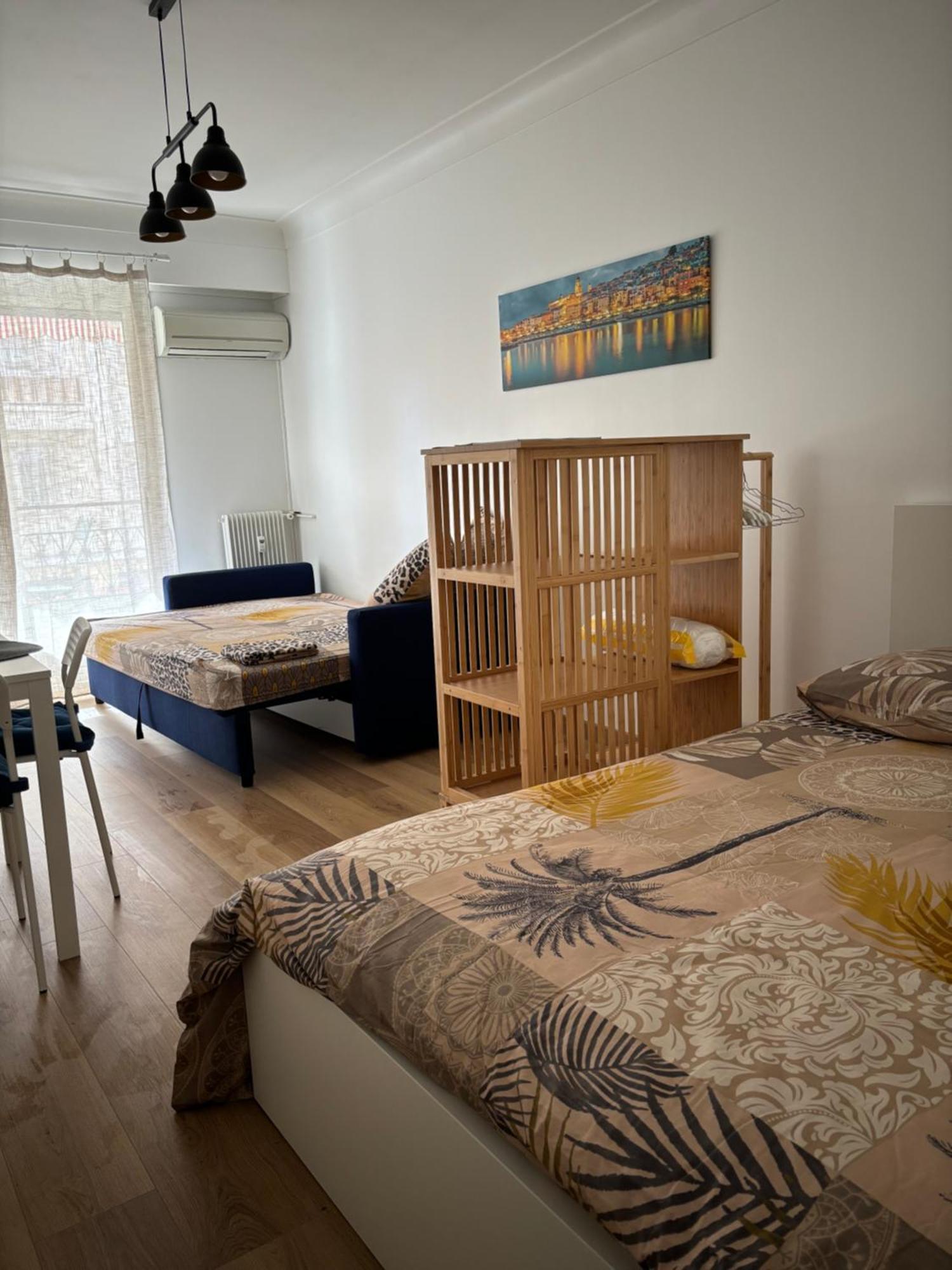 Studio 2 Etoiles A Menton Pour 4 Personnes Buitenkant foto